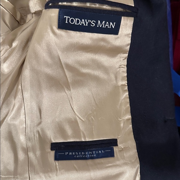 Vintage Navy Blue Blazer - Picture 7 of 7